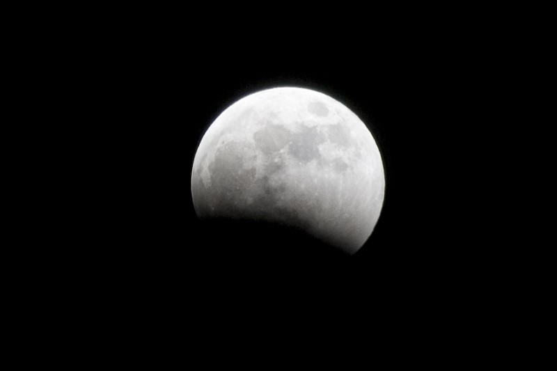 IMG_9286_1.jpg - Eclipse de Lune - Renens - 03/03/2007